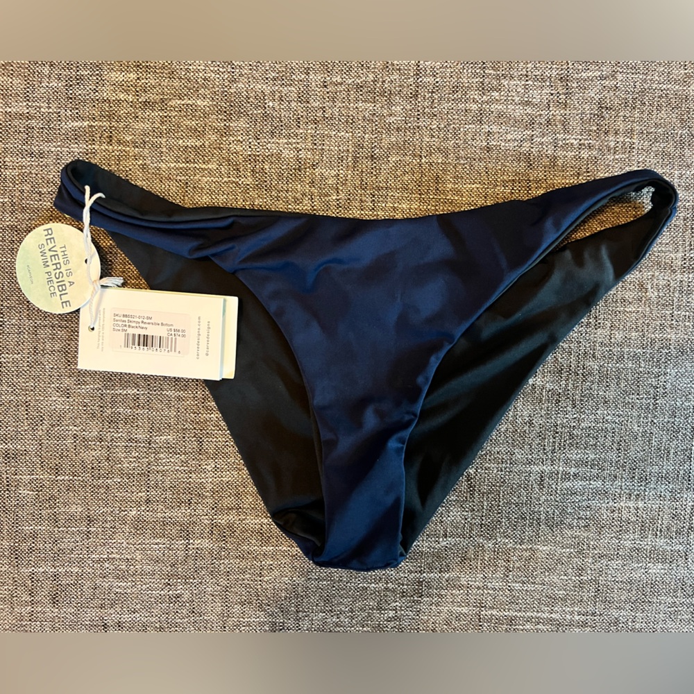 NWT Carve Designs Sanitas Skimpy Reversible Bottom Size SM